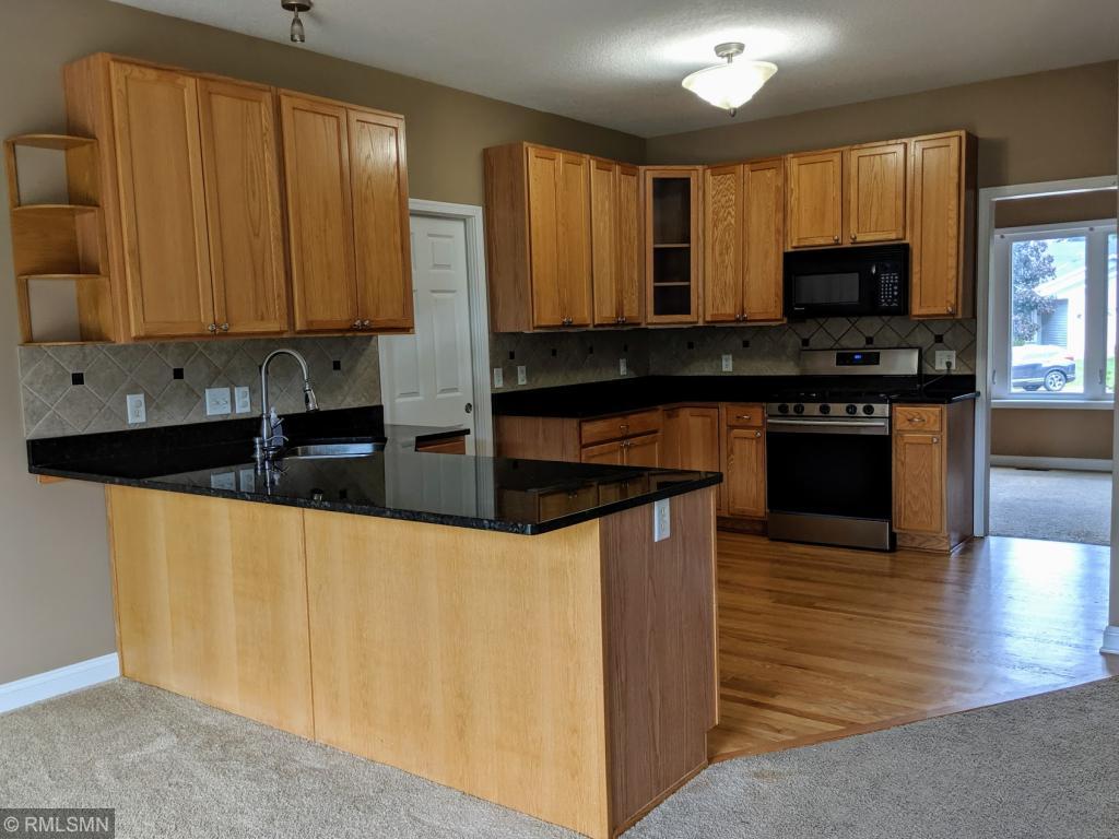 962 Stanwix Road Eagan, MN 55123 - Photo 6 of 31 Gallery Image 6