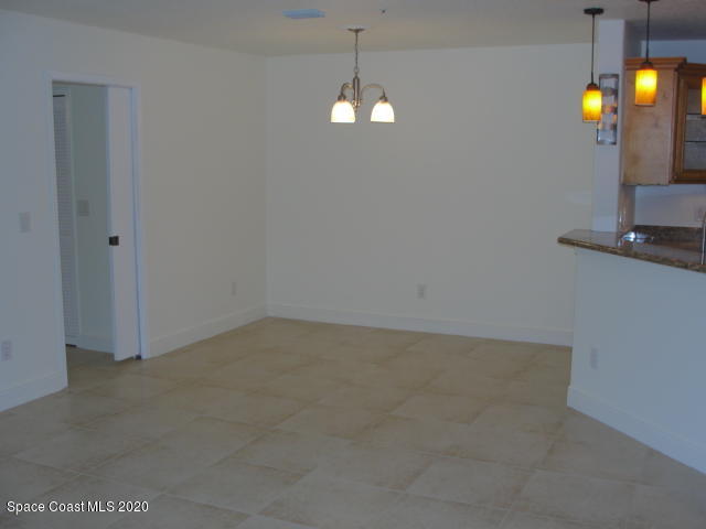 7667 North Wickham Road, Unit 1504 Melbourne, FL 32940 - Photo 14 of 27 Dining area