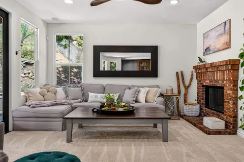 $1,795,000 | 1656 Trenton Way, San Marcos, CA 92078