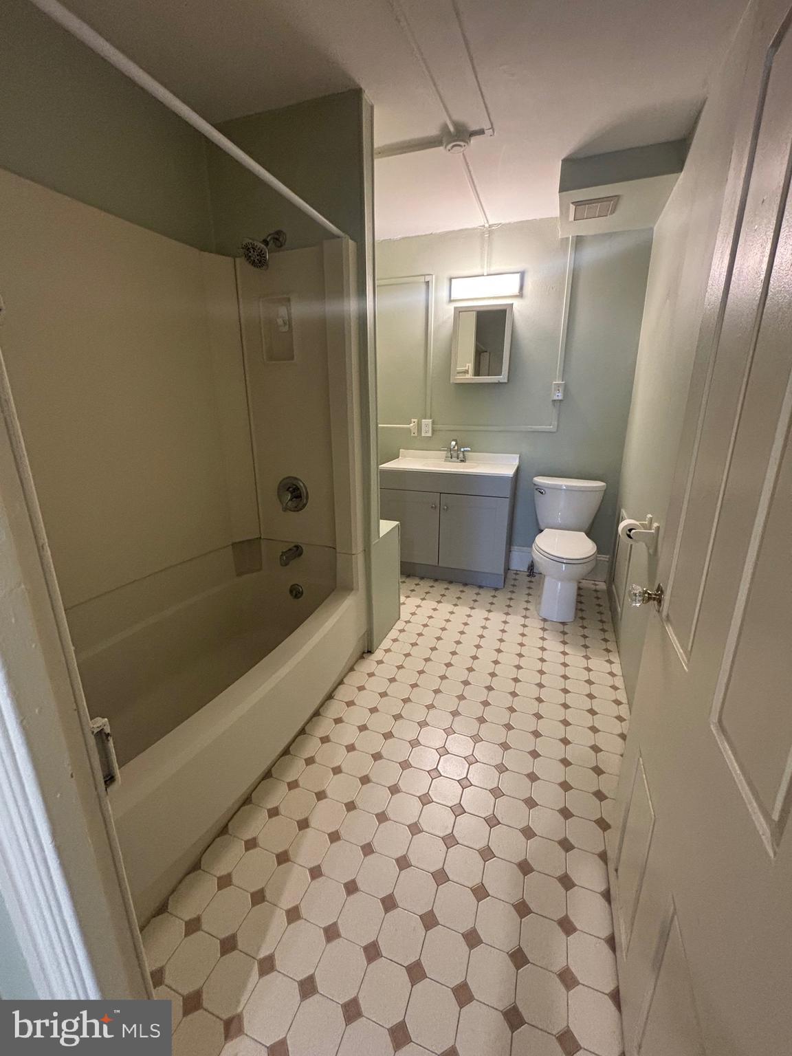 49 North Main Street, Unit 3 Spring City, PA 19475 - Photo 11 of 14
