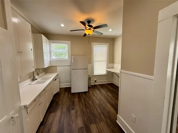 $795 | 1403 14th Street, Unit 4, Huntsville, TX 77340