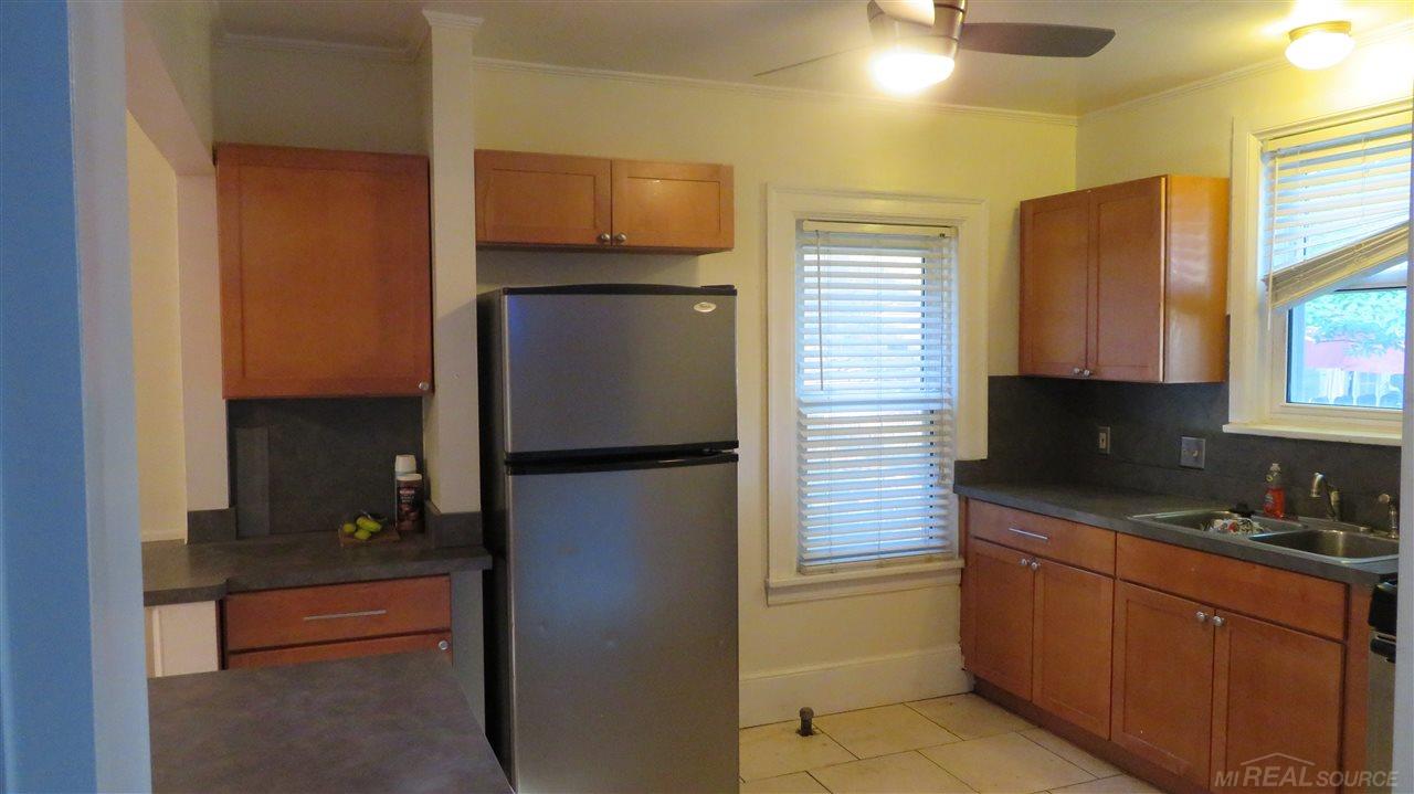 20169 Briarcliff Road Detroit, MI 48221 - Photo 6 of 10 50039008-5.JPG