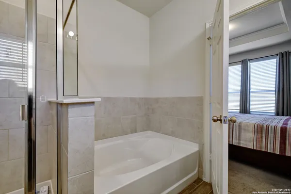 $2,299 | 317 Kotara Canyon, San Antonio, TX 78260