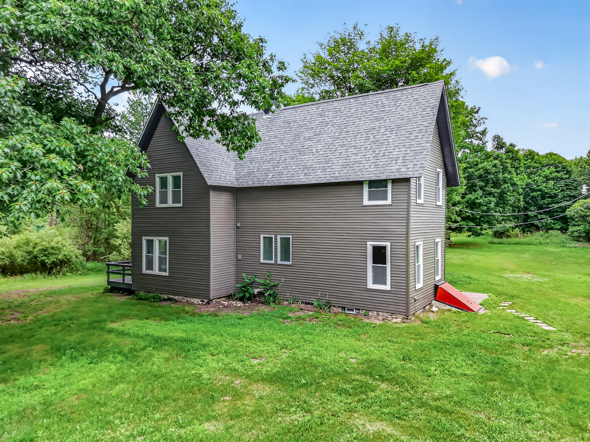 7107 West Webster Road Montague, MI 49437 - Photo 3 of 65 7107 W Webster-56