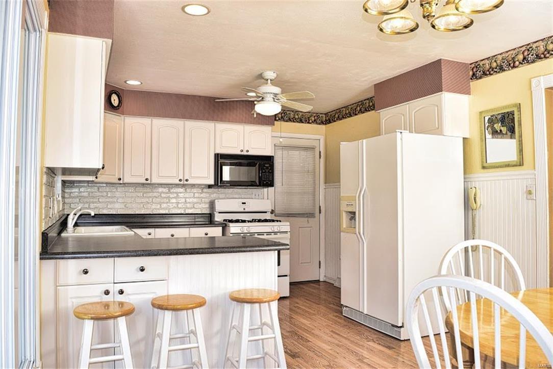 916 Imbs Station Road Dupo, IL 62239 - Photo 5 of 24 Gallery Image 5