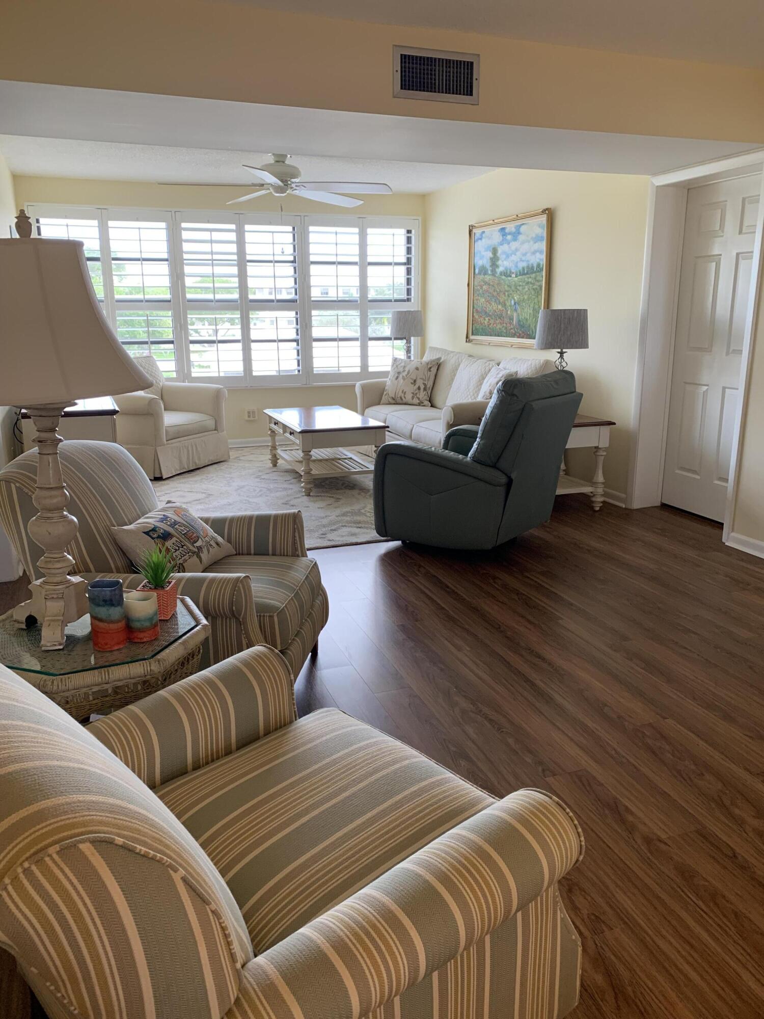 6037 Balboa Circle, Unit 303 Boca Raton, FL 33433 - Photo 14 of 35 IMG-0180