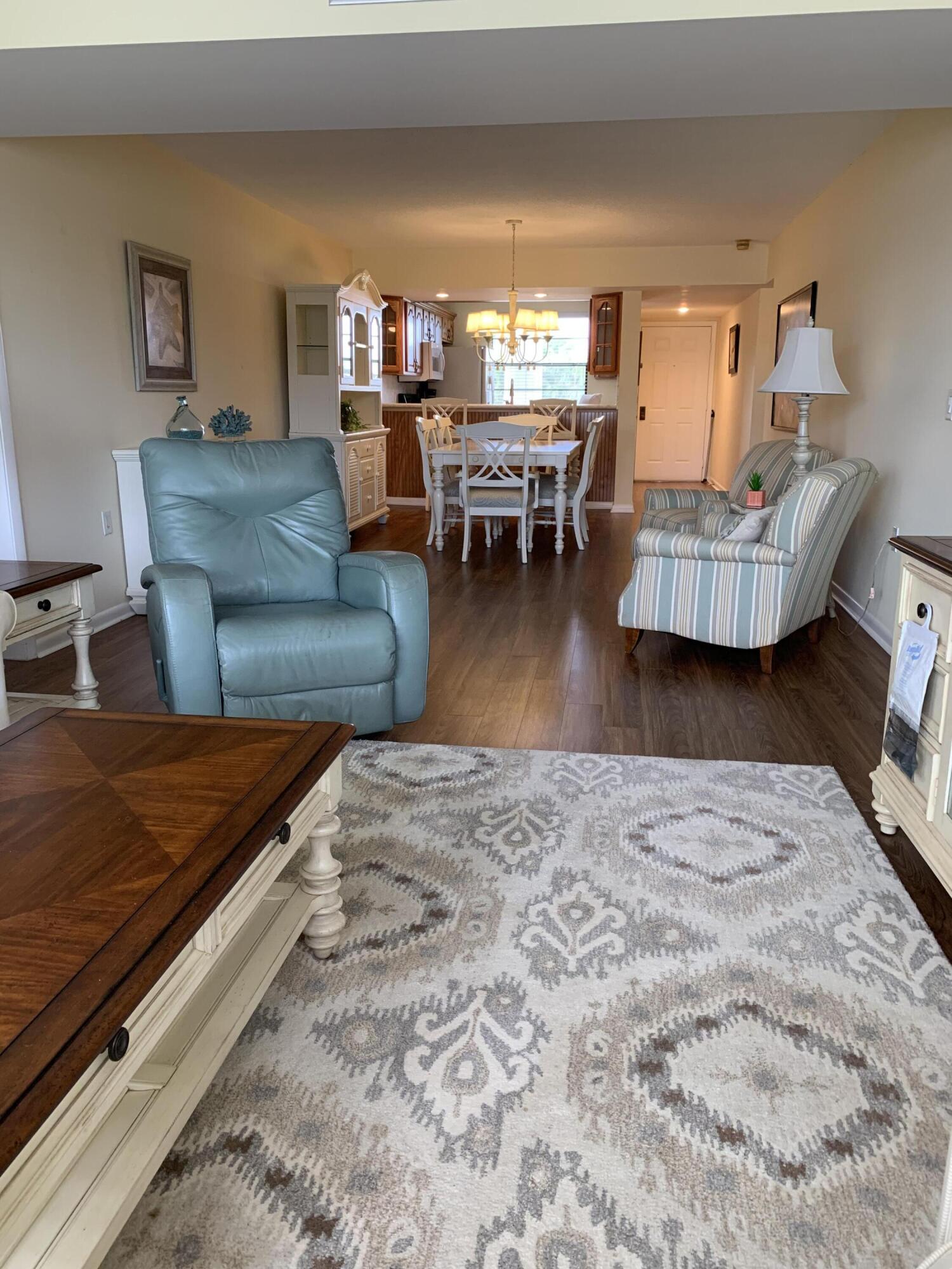6037 Balboa Circle, Unit 303 Boca Raton, FL 33433 - Photo 17 of 35 IMG-0177