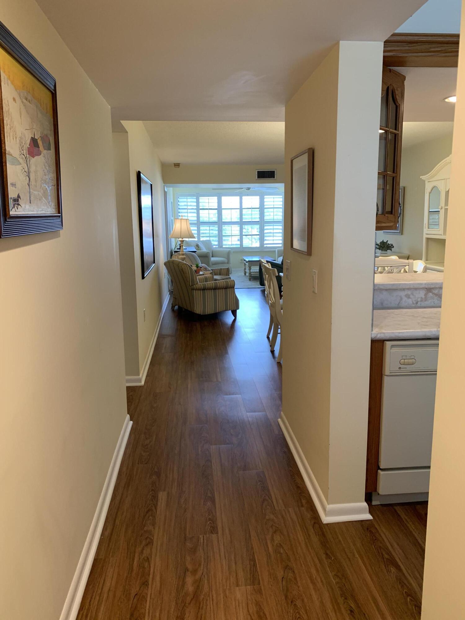 6037 Balboa Circle, Unit 303 Boca Raton, FL 33433 - Photo 6 of 35 IMG-0202