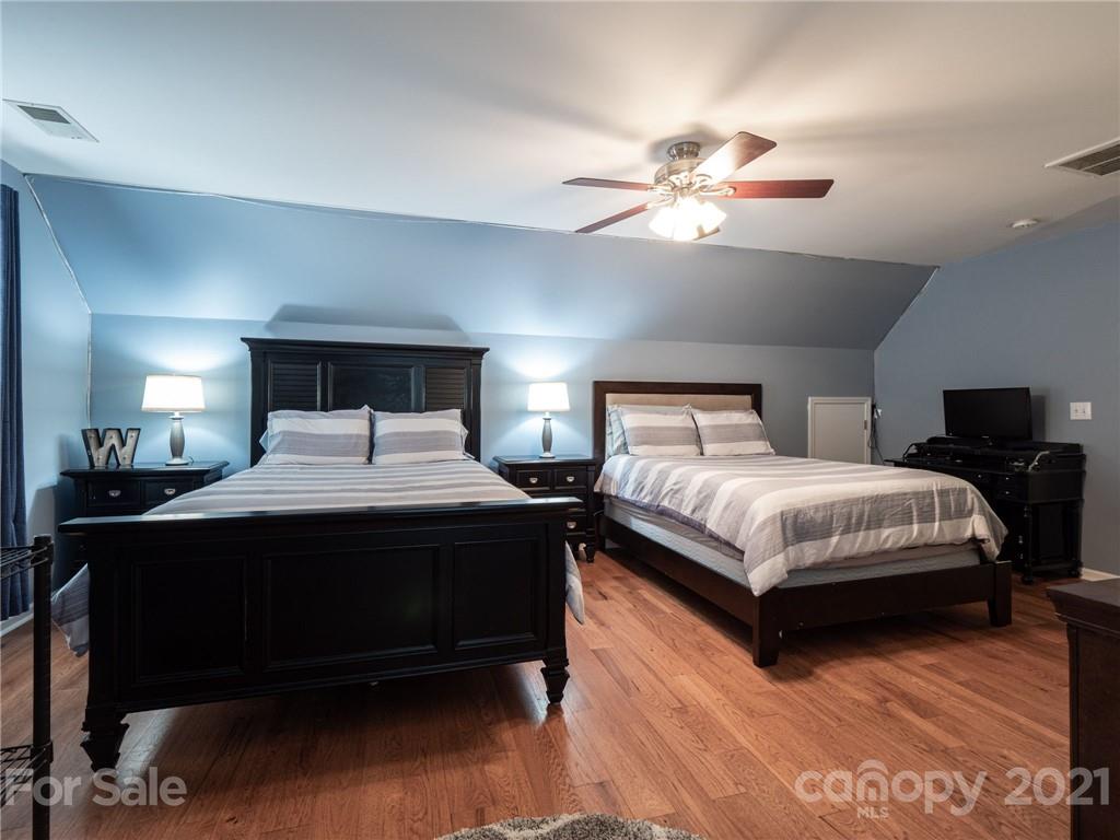 12025 Farnborough Road Huntersville, NC 28078 - Photo 31 of 43 Gallery Image 31