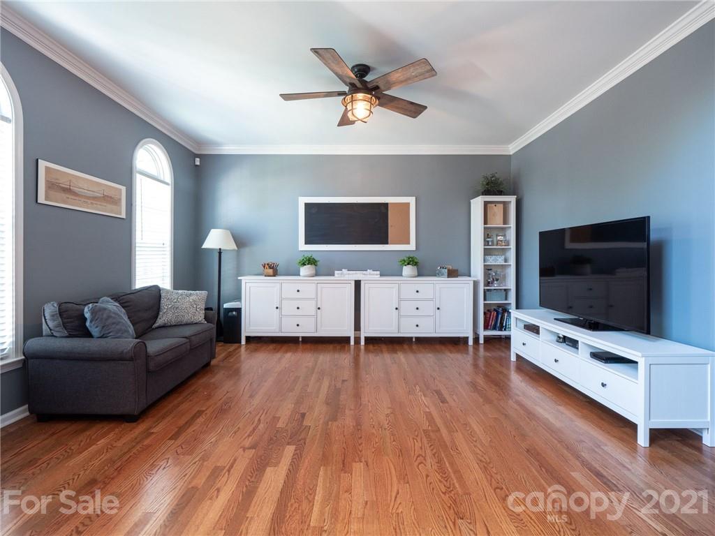 12025 Farnborough Road Huntersville, NC 28078 - Photo 8 of 43 Gallery Image 8