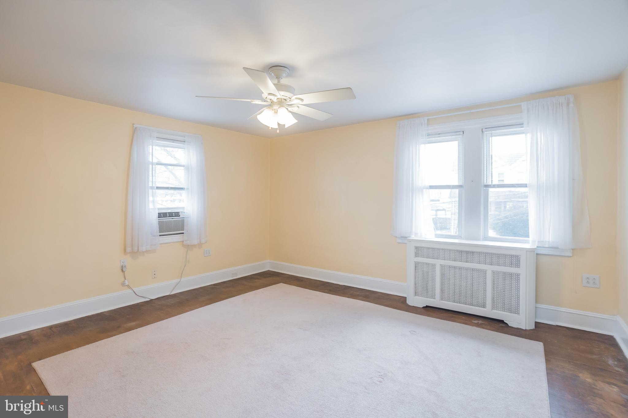 7513 Parkview Road Upper Darby, PA 19082 - Photo 8 of 15 Main Bedroom