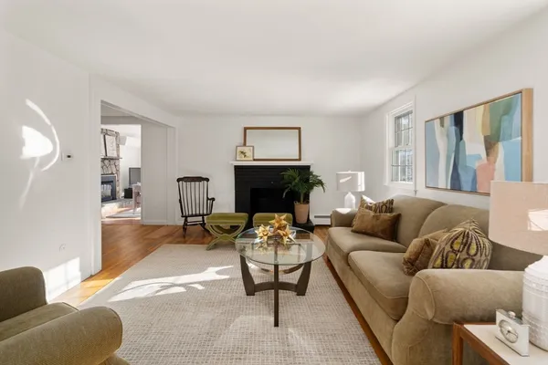 $1,295,000 | 16 Sunnyside Avenue, Wellesley, MA 02482