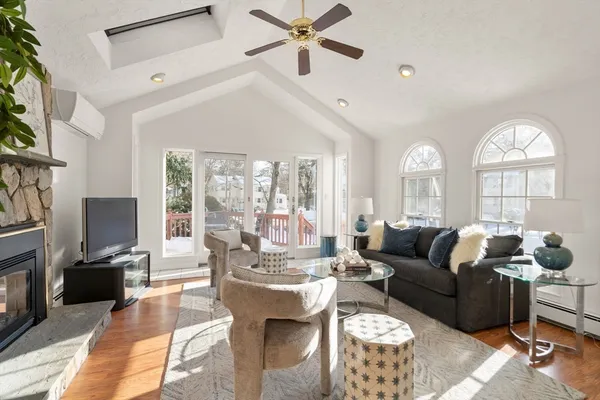 $1,295,000 | 16 Sunnyside Avenue, Wellesley, MA 02482