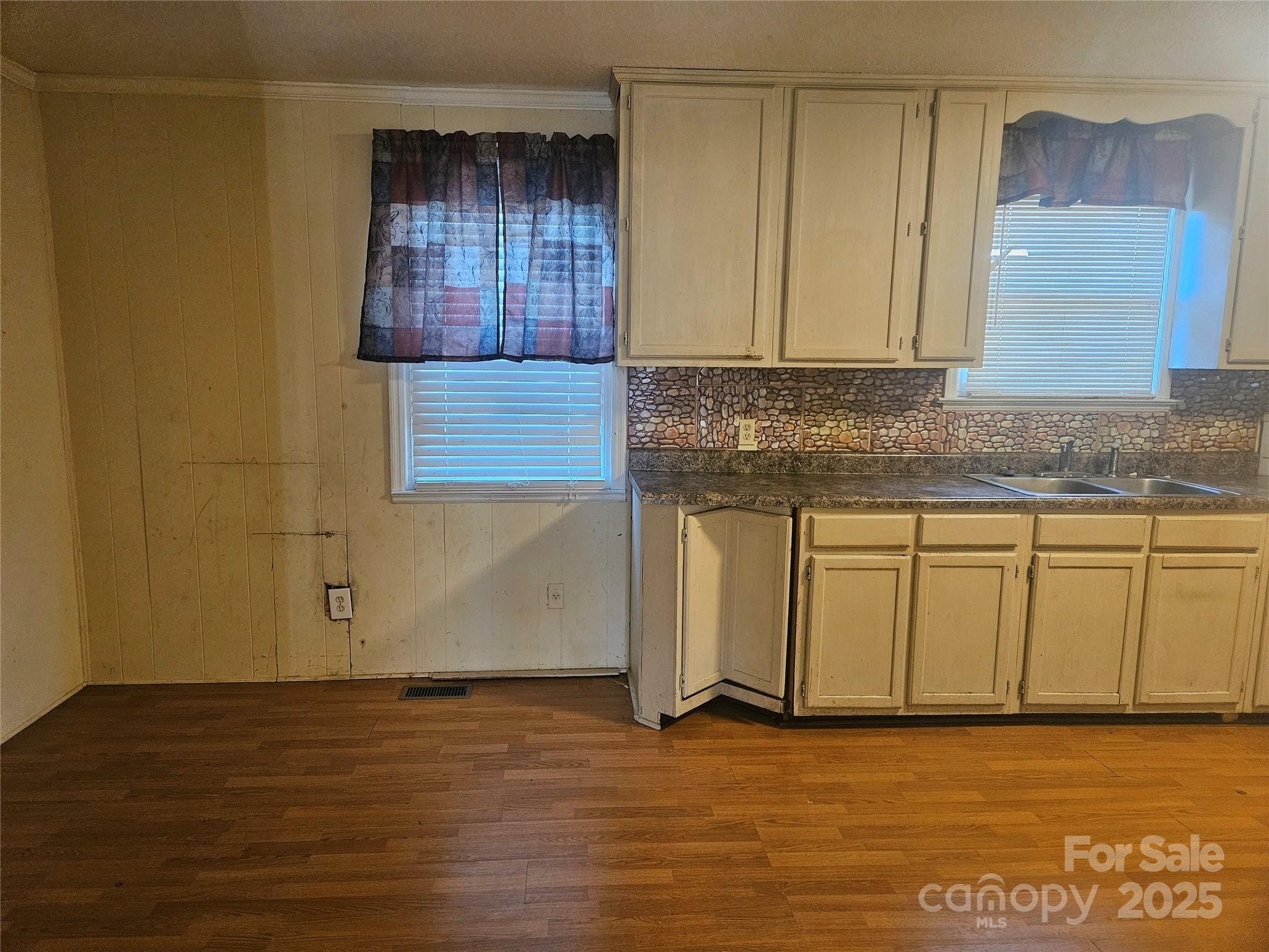 3406 West End Road Carlisle, SC 29031 - Photo 5 of 13 a view of a kitchen with granite countertop cabinets