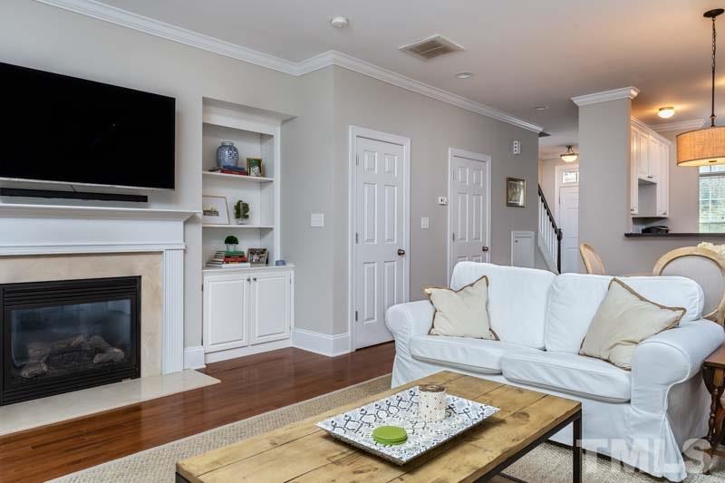 623 Highpark Lane Raleigh, NC 27608 - Photo 10 of 19