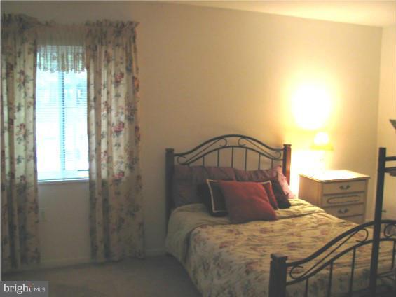 1558 Northgate Square, Unit 11A Reston, VA 20190 - Photo 14 of 20 Bedroom (Master)