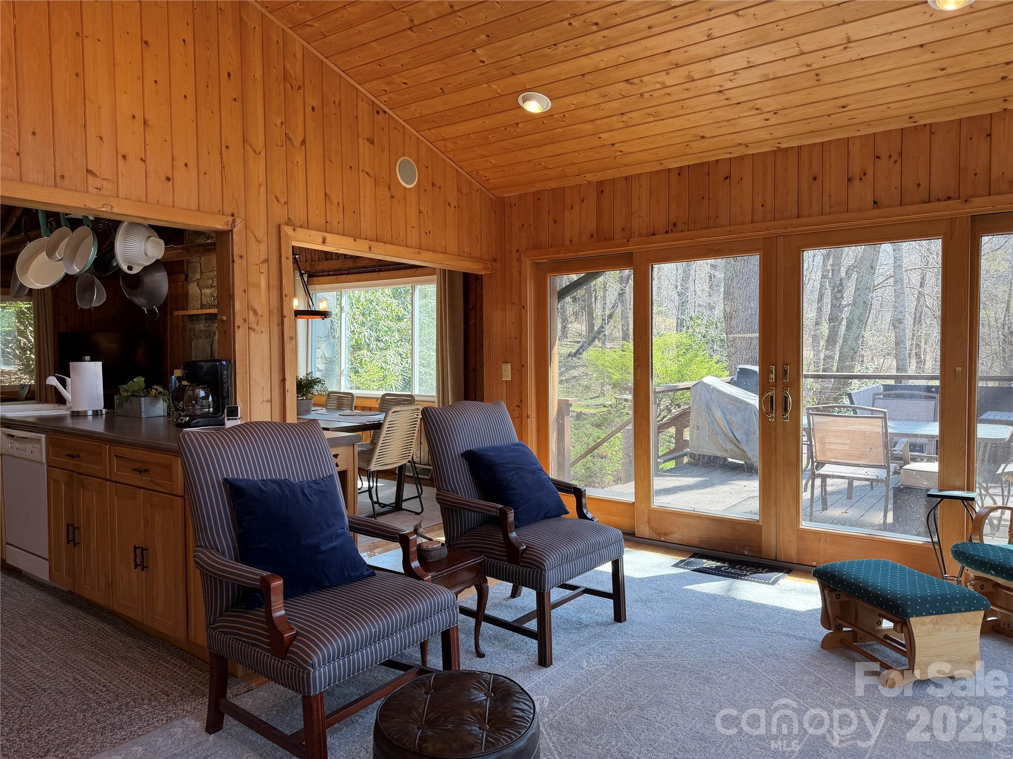 1359 Chestnut Grove Road Spruce Pine, NC 28777 - Photo 25 of 33