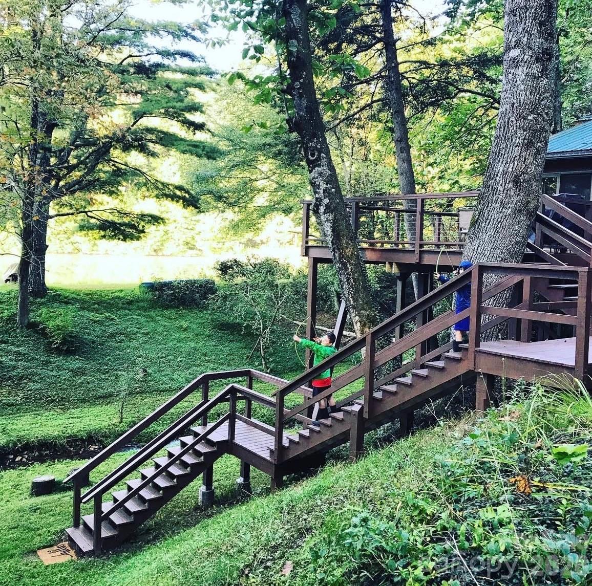 1359 Chestnut Grove Road Spruce Pine, NC 28777 - Photo 10 of 33