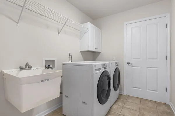 $367,000 | 2340 Allison Circle, Valparaiso, IN 46383