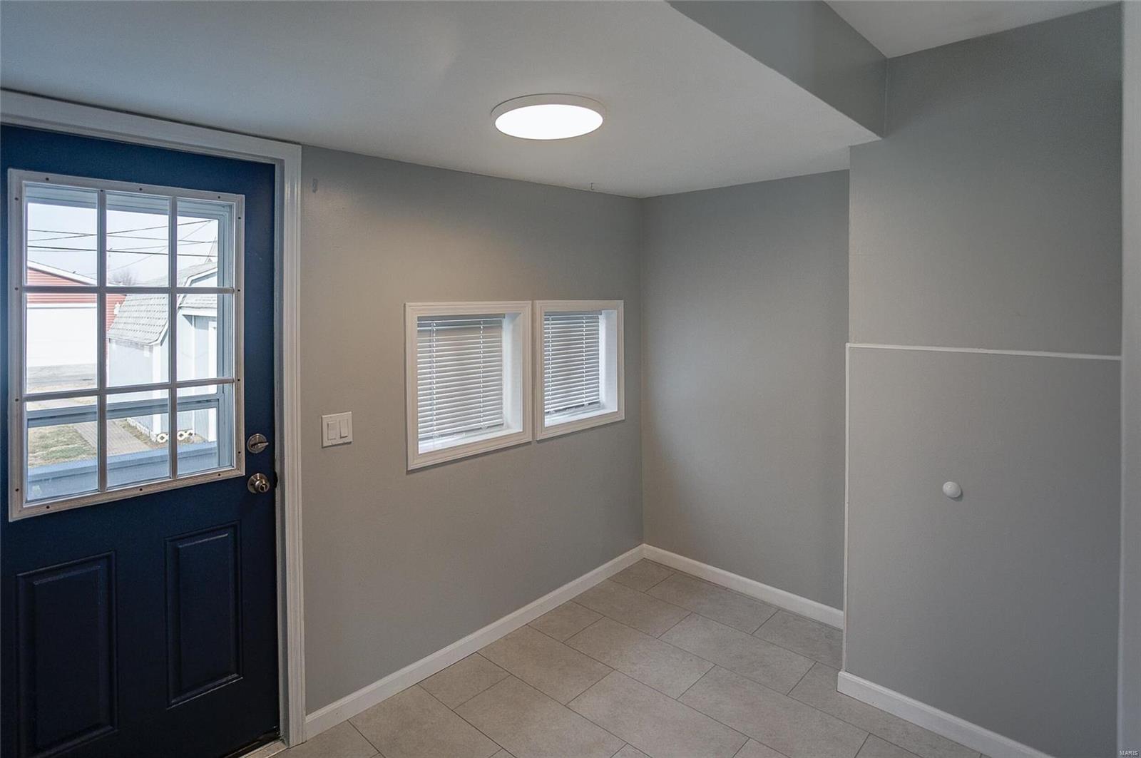 136 West 2nd Street Roxana, IL 62084 - Photo 13 of 32