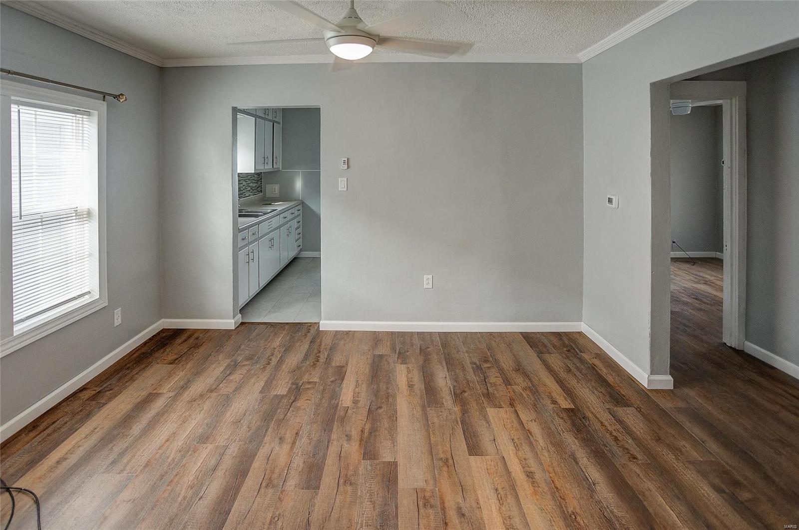 136 West 2nd Street Roxana, IL 62084 - Photo 5 of 32
