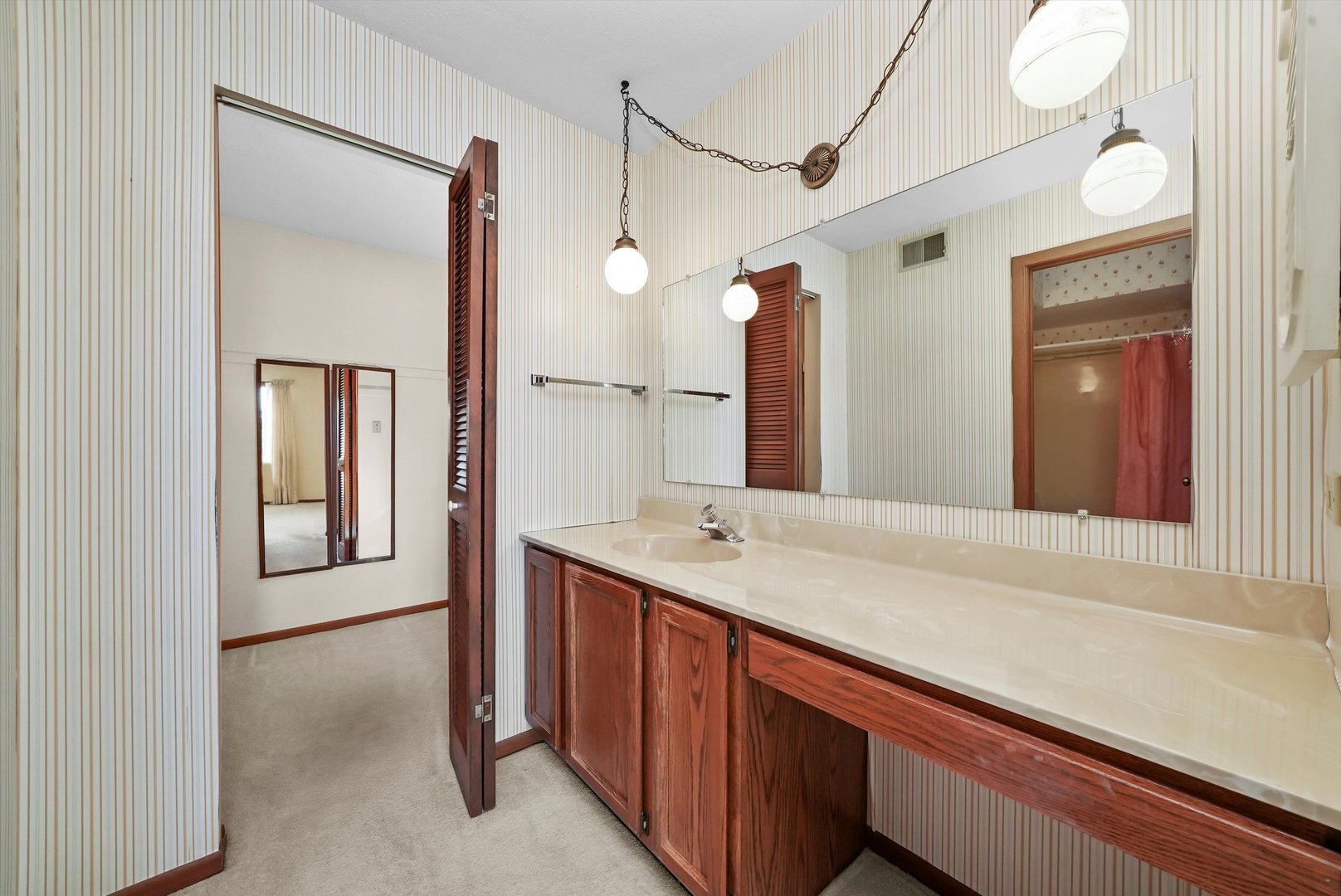 6401 Pershing Road, Unit 204 Stickney, IL 60402 - Photo 24 of 41 Gallery Image 24