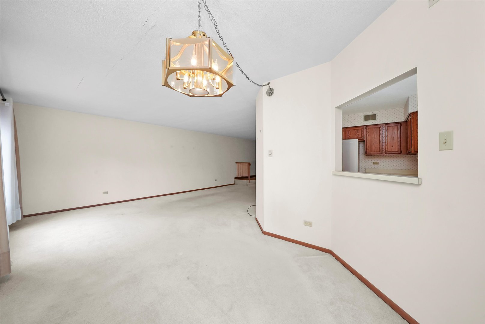 6401 Pershing Road, Unit 204 Stickney, IL 60402 - Photo 9 of 41 Gallery Image 9
