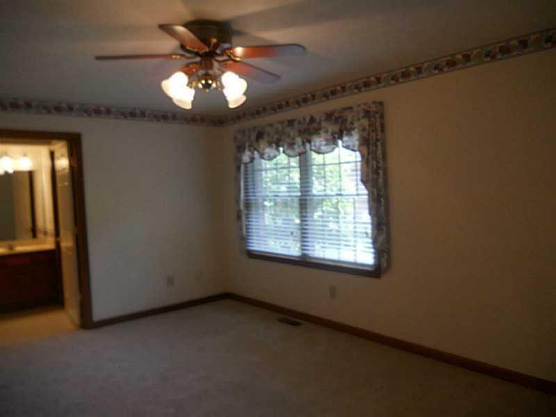 844 Brendle, Unit 844 Springfield, OH 45503 - Photo 13 of 25
