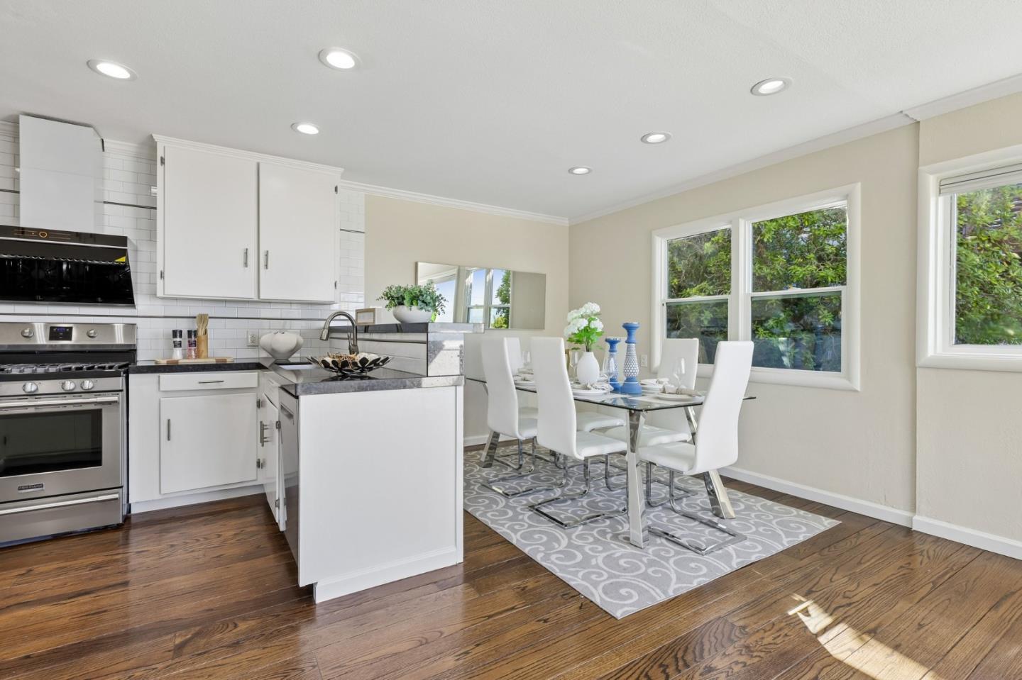 1512 Alturas Drive Burlingame, CA 94010 - Photo 11 of 45 Gallery Image 11