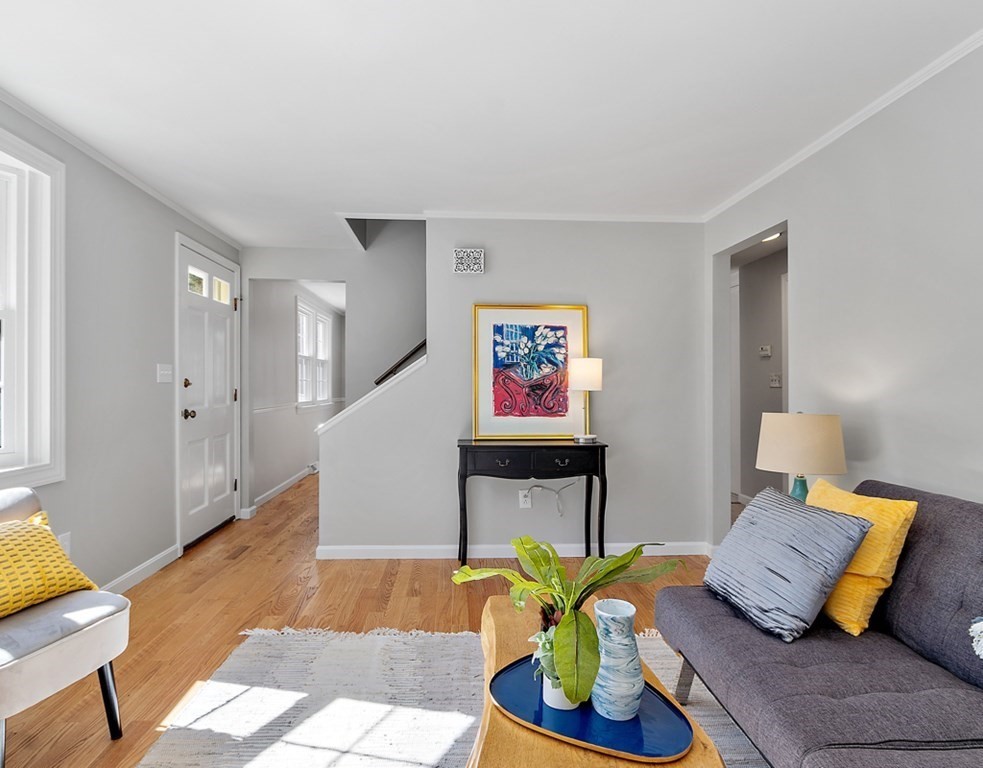 68 Allen Road Billerica, MA 01821 - Photo 4 of 35