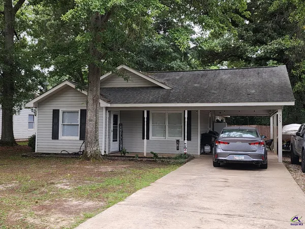 $205,000 | 305 Woodland Drive, Byron, GA 31008