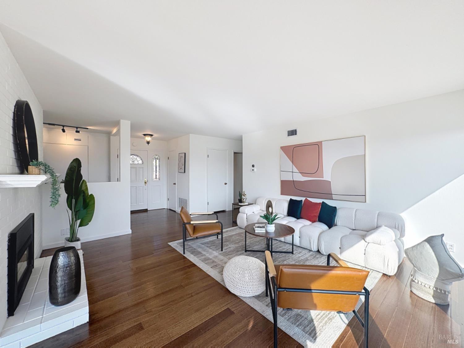587 Tanbark Terrace San Rafael, CA 94903 - Photo 17 of 51 Gallery Image 17