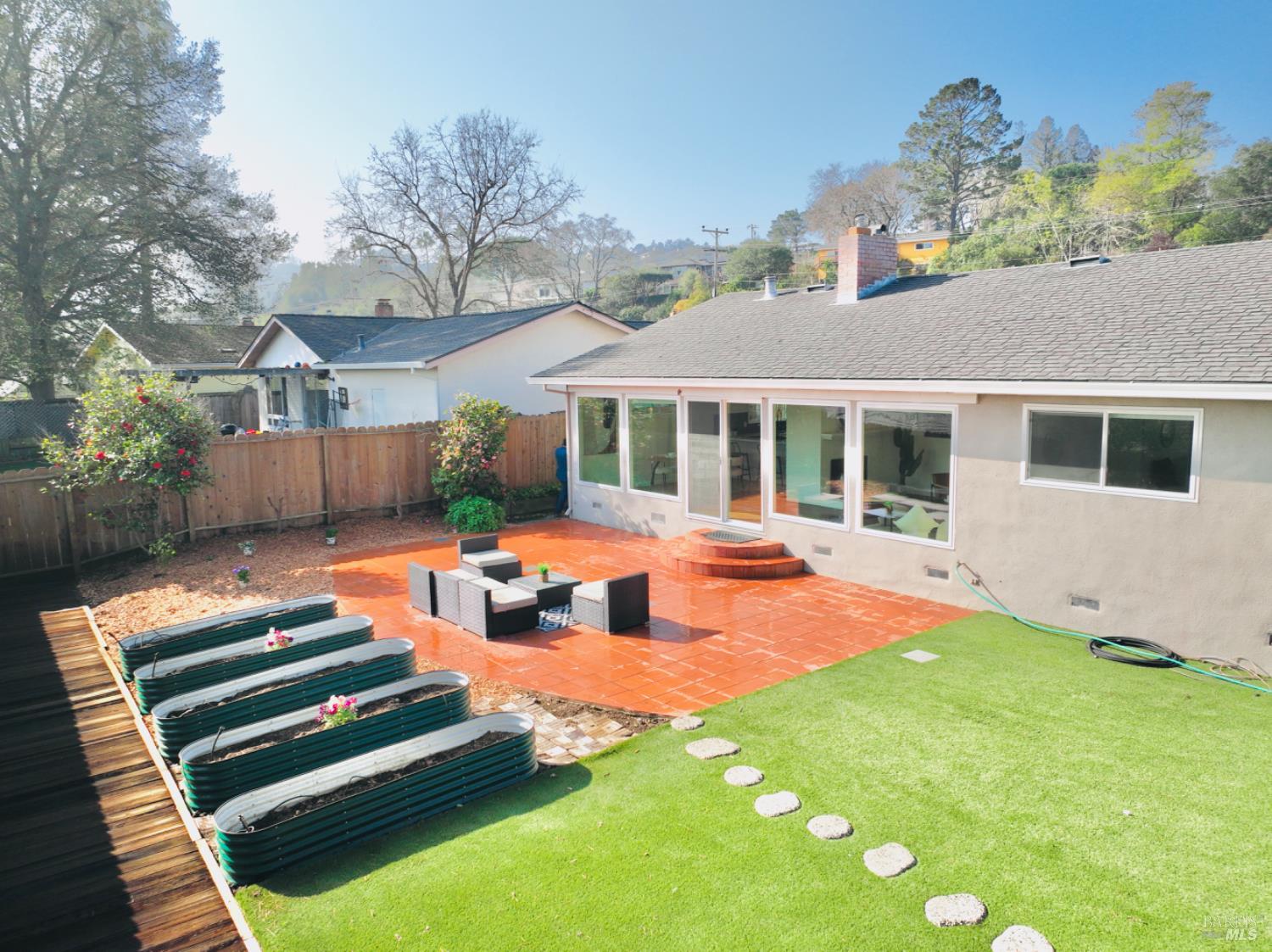587 Tanbark Terrace San Rafael, CA 94903 - Photo 44 of 51 Gallery Image 44