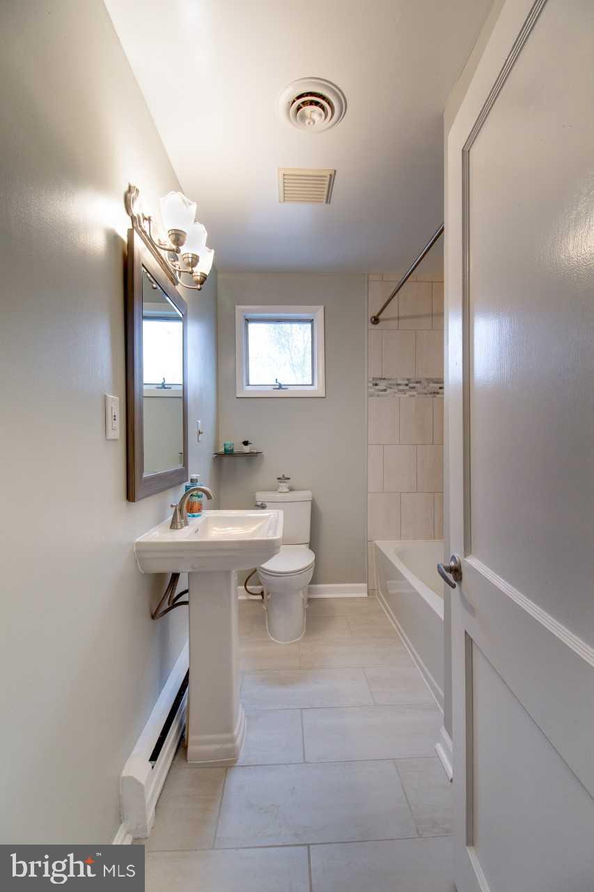 218 St Marys Road Baltimore, MD 21221 - Photo 11 of 31 Main Level Full Bath- Renovated