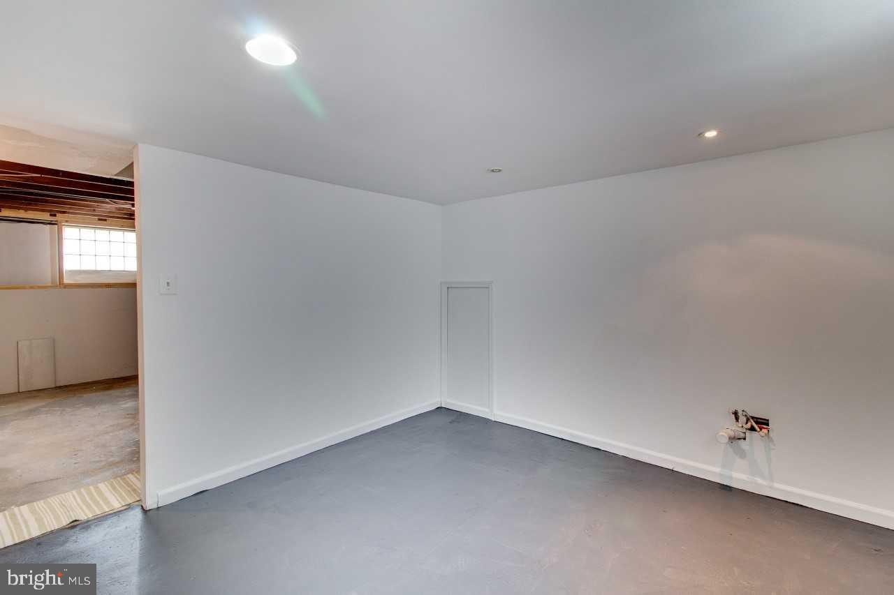 218 St Marys Road Baltimore, MD 21221 - Photo 24 of 31 Basement- Additional Room