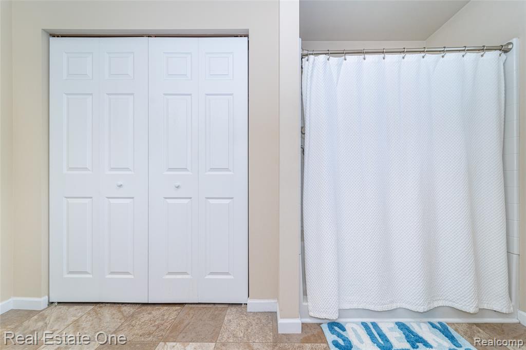 750 Dewars Street Howell, MI 48843 - Photo 20 of 39 Gallery Image 20