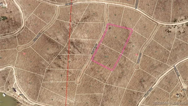 $14,999 | Lot 1169-1143 Elliott Place, Edwards, MO 65326