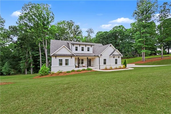$849,900 | 727 Old Collins Road, Hoschton, GA 30548