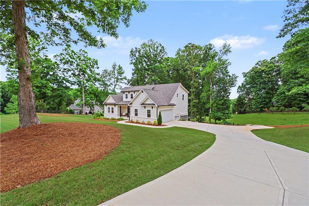 727 Old Collins Road Hoschton, GA 30548 - Photo 2 of 58