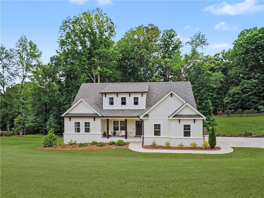 727 Old Collins Road Hoschton, GA 30548 - Photo 3 of 58