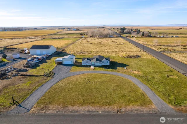 $448,000 | 4948 Northeast E 7 Road, Moses Lake, WA 98837