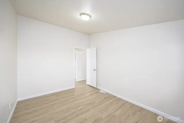 $448,000 | 4948 Northeast E 7 Road, Moses Lake, WA 98837