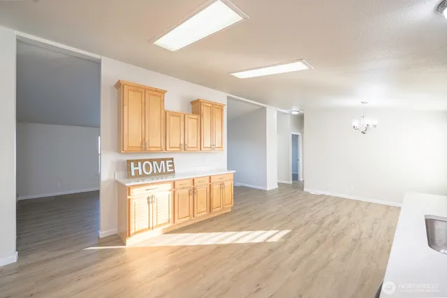 $448,000 | 4948 Northeast E 7 Road, Moses Lake, WA 98837