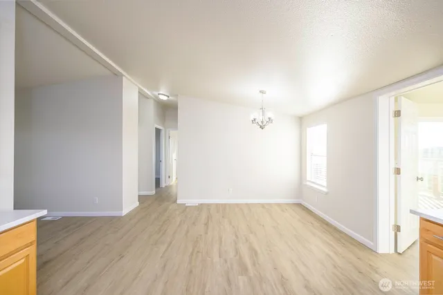 $448,000 | 4948 Northeast E 7 Road, Moses Lake, WA 98837