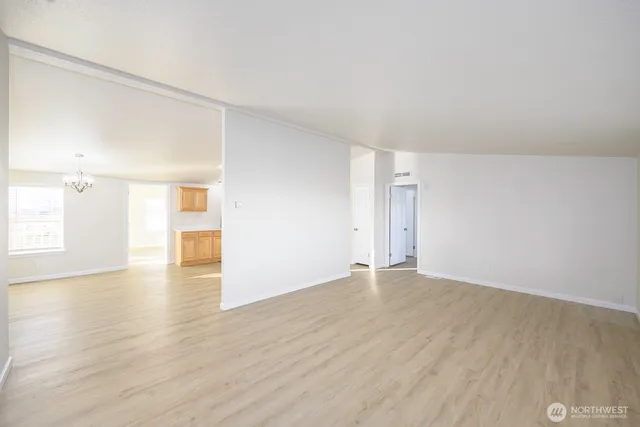 $448,000 | 4948 Northeast E 7 Road, Moses Lake, WA 98837