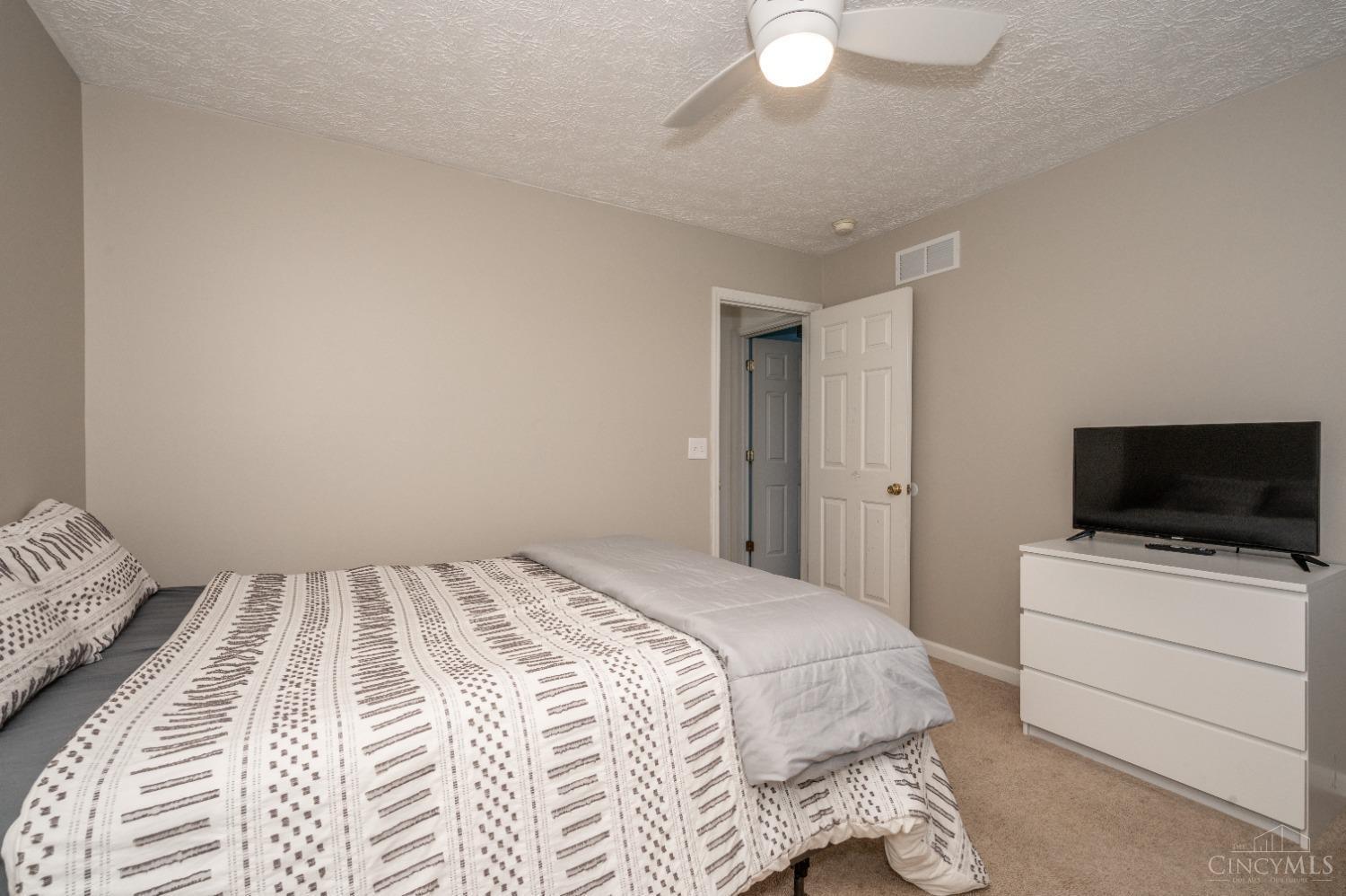 5195 Waynes Trace Road Hamilton, OH 45011 - Photo 29 of 43