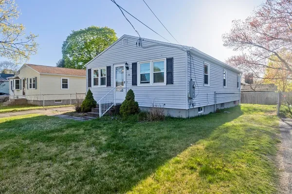$307,900 | 78 Glendale Street, Chicopee, MA 01020