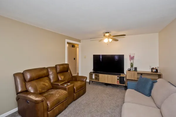$307,900 | 78 Glendale Street, Chicopee, MA 01020