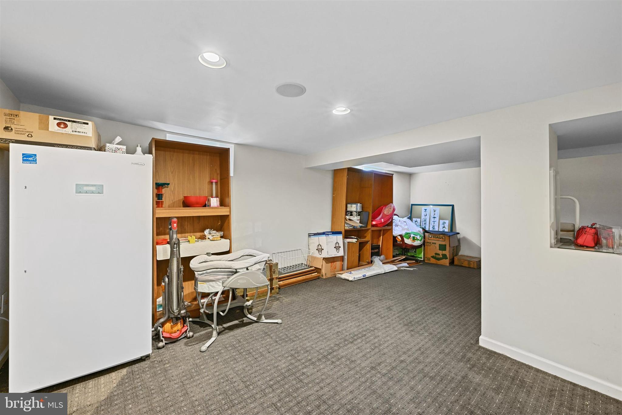 2504 Pinebrush Road Baltimore, MD 21209 - Photo 30 of 38
