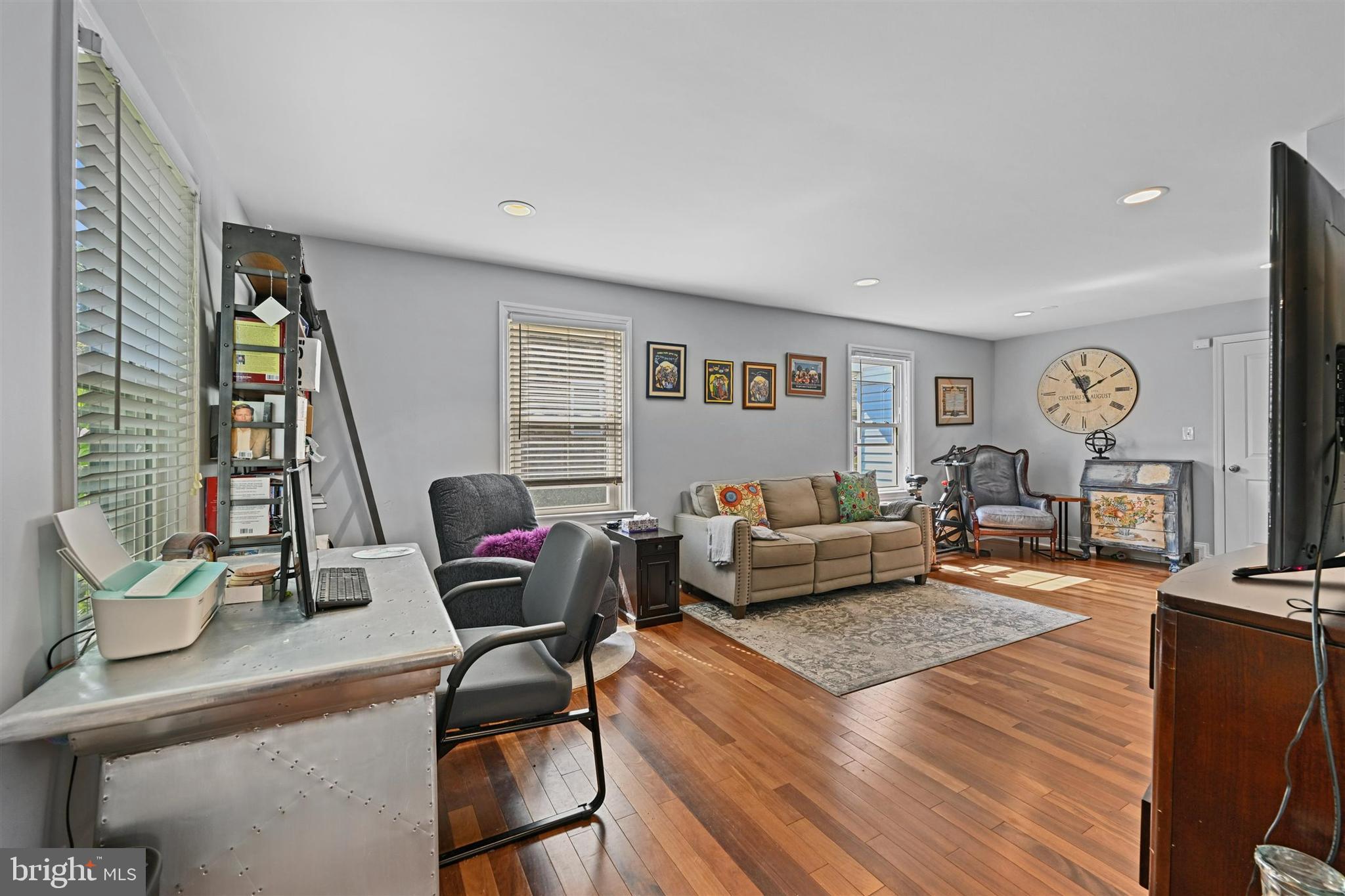 2504 Pinebrush Road Baltimore, MD 21209 - Photo 6 of 38